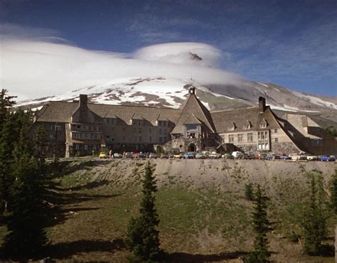 who owns timberline lodge